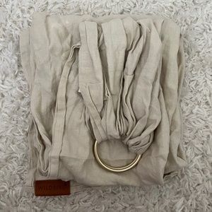 Wild Bird Ring Sling in Sparrow with Gold Ring